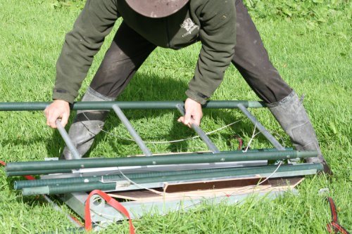 Leiterelement aus Halterung nehmen